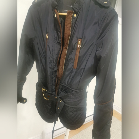 Trench coat/ rain coat - Picture 4 of 6